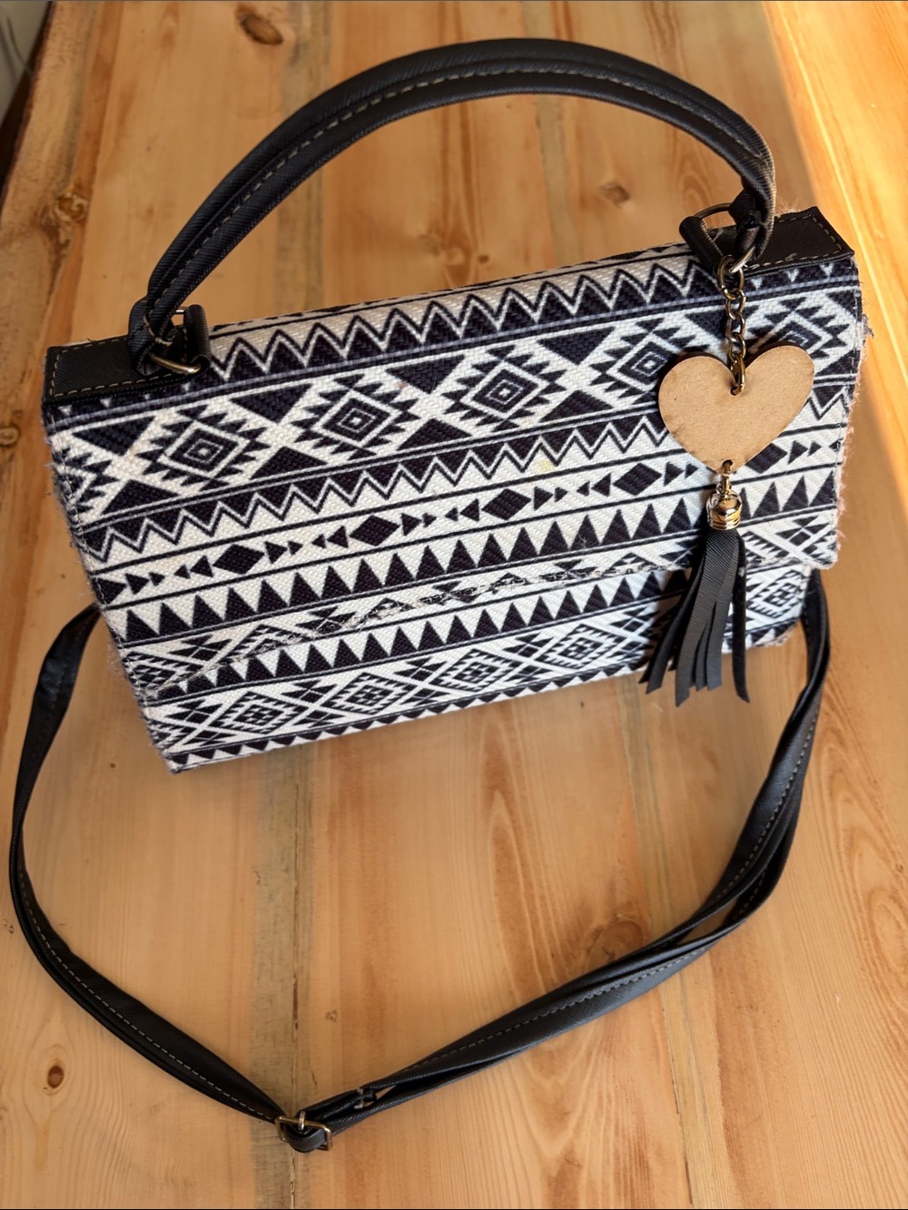 Black & White Geometric Top-Handle Artesenal Satchel/Crossbody Bag